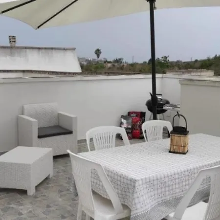 Casa Leukos Salento - Con Terrazza Privata بيت للعطل فيغناكاستريسي